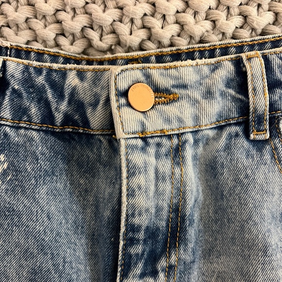 Zara Distressed Cuffed Jean Shorts - Picture 7 of 11